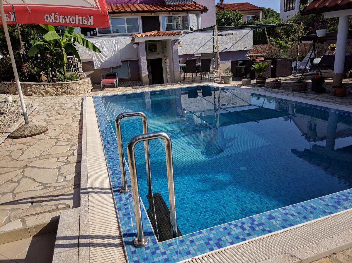 Villa Lory Krk クルク エクステリア 写真